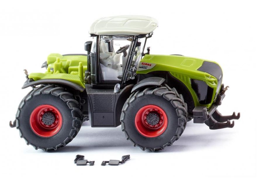 Claas Xerion 4500 